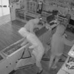 من متجر في تورنتو