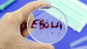 إيبولا يعود بقلق عالمي بعد تفشٍ خطير في الكونغو وأوغندا