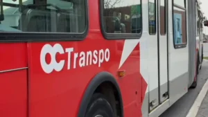 Ottawa تجعل ركوب OC Transpo مجانيًا للشباب طوال الصيف