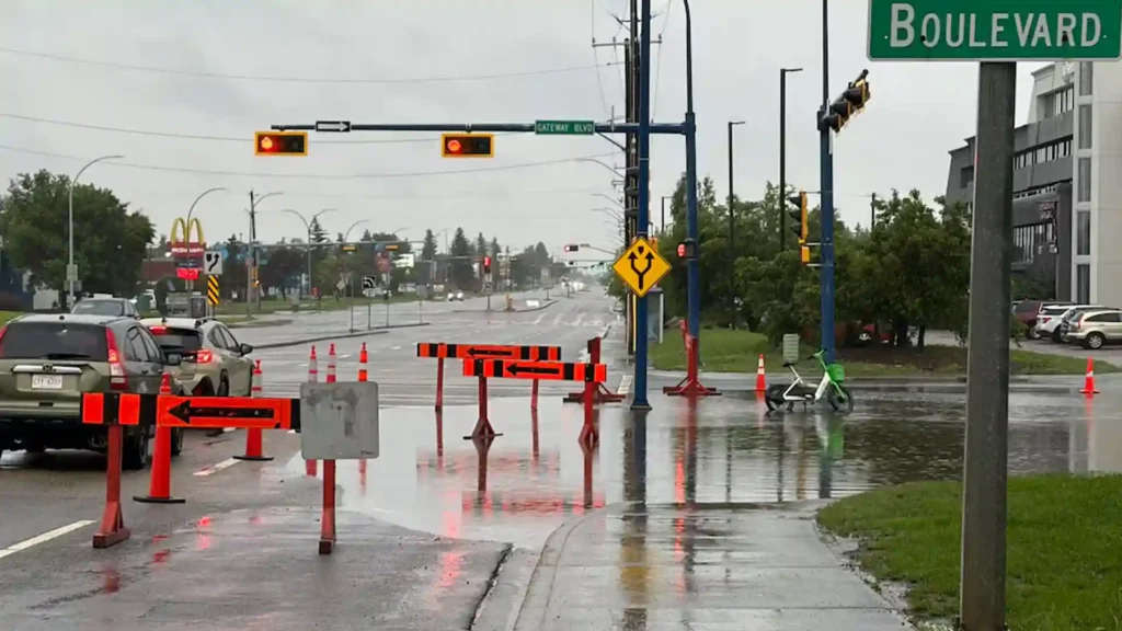 تحذير من أمطار غزيرة في Edmonton مع توقعات بفيضانات محلية خلال عطلة نهاية الأسبوع