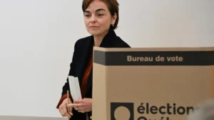 فر