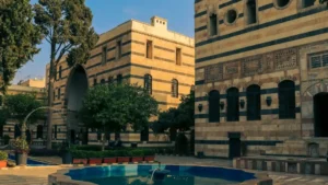 فناء قصر تاريخي في دمشق - الهجرة إلى كندا من سوريا