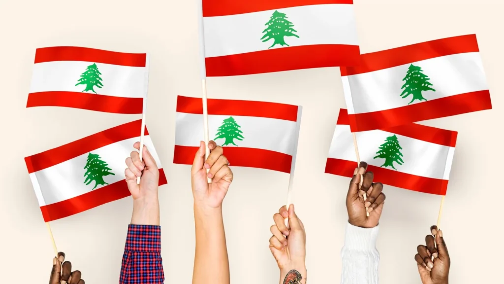 أيادٍ ترفع أعلام لبنان، شهر التراث اللبناني في كندا